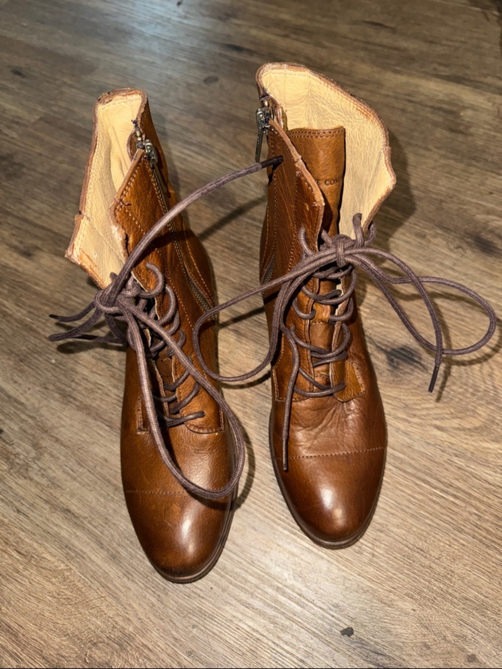 Frye brown leather lace-up boots size -  6.5B